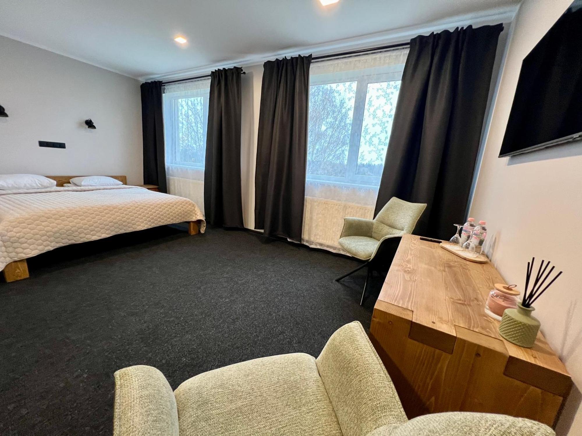 Hotel Sanvilla Sigulda Ngoại thất bức ảnh